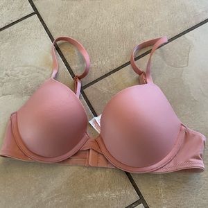 Victorias Secret Pink Everywhere T-shirt Bra Lightly Lined